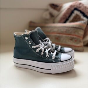 NWOT Converse Platform High Tops - Teal Green / Blue - Size 6